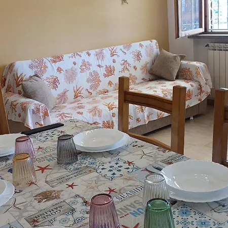 Apartment Ylenia Summer L'Americano